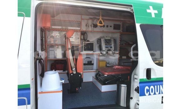 Buy Import Toyota Hiace White Car in Import - Dubai in Estuary Buy Import Toyota Hiace White Car in Import - Dubai in Estuary