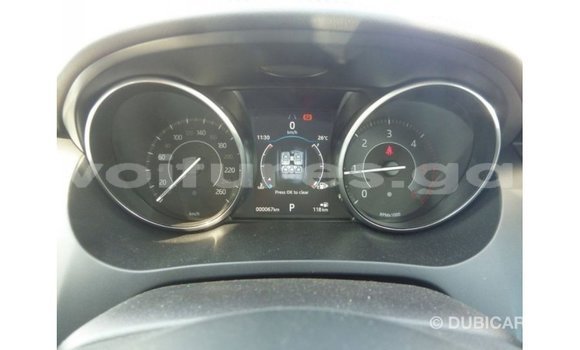 Acheter Import Voiture Jaguar E-Pace Blanc à Import - Dubai, Estuaire Acheter Import Voiture Jaguar E-Pace Blanc à Import - Dubai, Estuaire