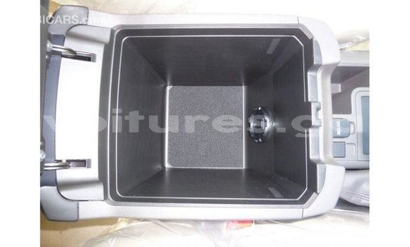 Acheter Import Voiture Toyota Prado Autre à Import - Dubai, Estuaire Acheter Import Voiture Toyota Prado Autre à Import - Dubai, Estuaire