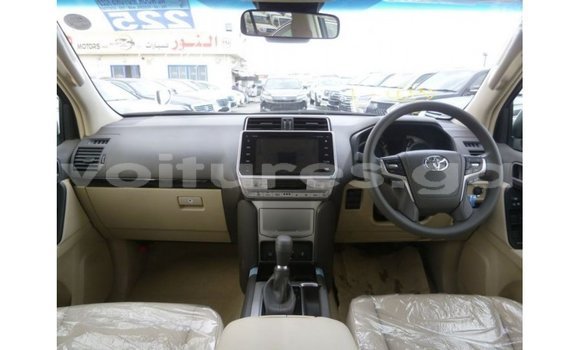 Acheter Import Voiture Toyota Prado Blanc à Import - Dubai, Estuaire Acheter Import Voiture Toyota Prado Blanc à Import - Dubai, Estuaire