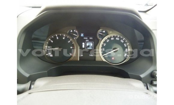 Acheter Import Voiture Toyota Prado Blanc à Import - Dubai, Estuaire Acheter Import Voiture Toyota Prado Blanc à Import - Dubai, Estuaire