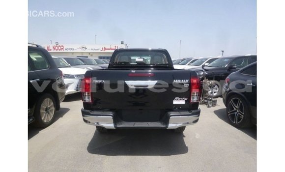 Sayi Imported Toyota Hilux Black Mota in Import - Dubai a estuary Sayi Imported Toyota Hilux Black Mota in Import - Dubai a estuary