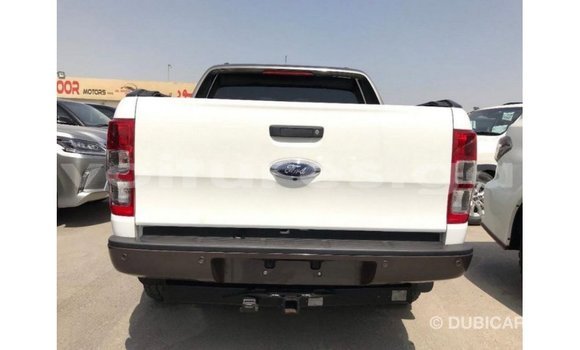 Acheter Import Voiture Ford Ranger Blanc à Import - Dubai, Estuaire Acheter Import Voiture Ford Ranger Blanc à Import - Dubai, Estuaire