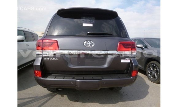 Sayi Imported Toyota Land Cruiser Sauran Mota in Import - Dubai a estuary Sayi Imported Toyota Land Cruiser Sauran Mota in Import - Dubai a estuary