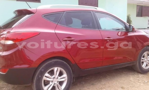 Acheter Occasion Voiture Hyundai ix35 Rouge à Libreville, Estuaire Acheter Occasion Voiture Hyundai ix35 Rouge à Libreville, Estuaire