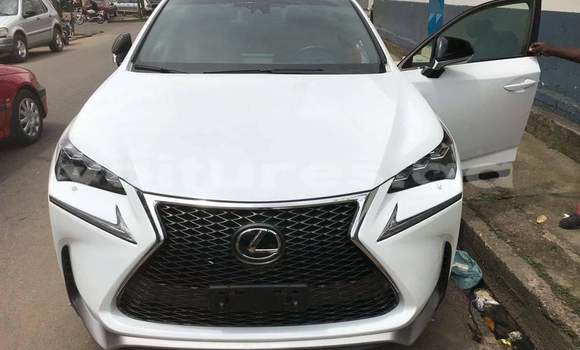Acheter Occasion Voiture Lexus LX Blanc à Libreville, Estuaire Acheter Occasion Voiture Lexus LX Blanc à Libreville, Estuaire