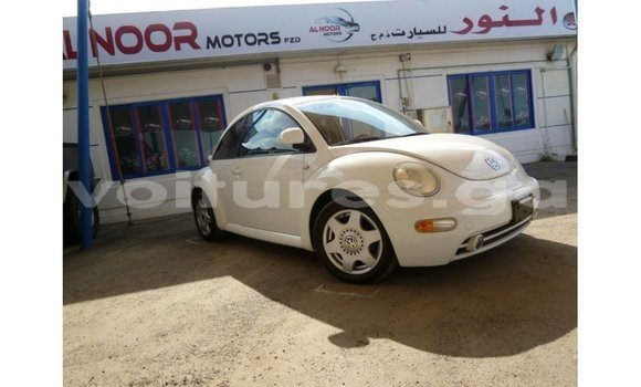 Sayi Imported Volkswagen Beetle White Mota in Import - Dubai a estuary Sayi Imported Volkswagen Beetle White Mota in Import - Dubai a estuary