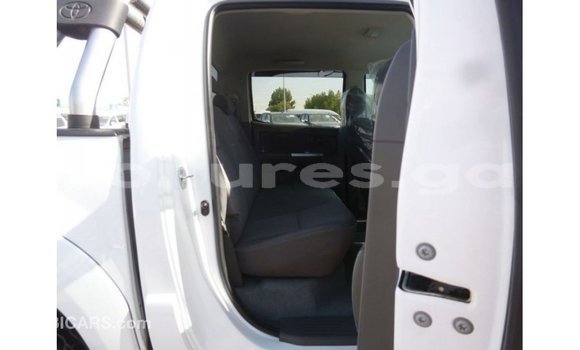 Buy Import Toyota Hilux White Car in Import - Dubai in Estuary Buy Import Toyota Hilux White Car in Import - Dubai in Estuary