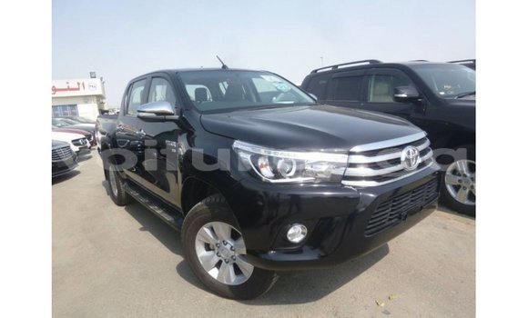 Acheter Import Voiture Toyota Hilux Noir à Import - Dubai, Estuaire Acheter Import Voiture Toyota Hilux Noir à Import - Dubai, Estuaire