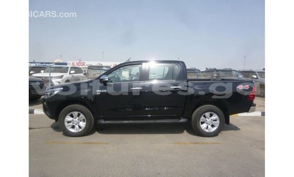 Acheter Import Voiture Toyota Hilux Noir à Import - Dubai, Estuaire Acheter Import Voiture Toyota Hilux Noir à Import - Dubai, Estuaire