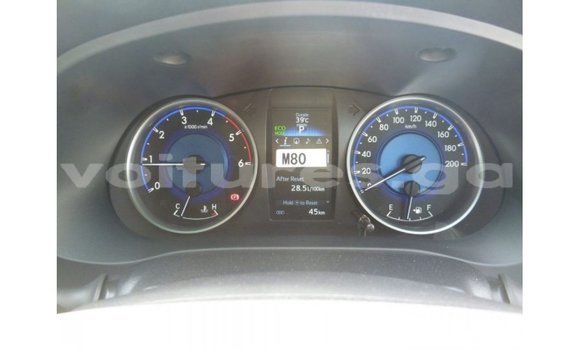 Acheter Import Voiture Toyota Hilux Noir à Import - Dubai, Estuaire Acheter Import Voiture Toyota Hilux Noir à Import - Dubai, Estuaire