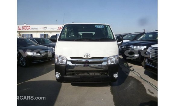 Acheter Import Voiture Toyota Hiace Blanc à Import - Dubai, Estuaire Acheter Import Voiture Toyota Hiace Blanc à Import - Dubai, Estuaire