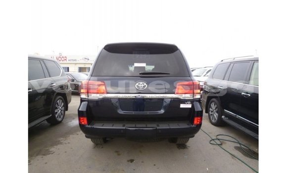 Sayi Imported Toyota Land Cruiser Blue Mota in Import - Dubai a estuary Sayi Imported Toyota Land Cruiser Blue Mota in Import - Dubai a estuary