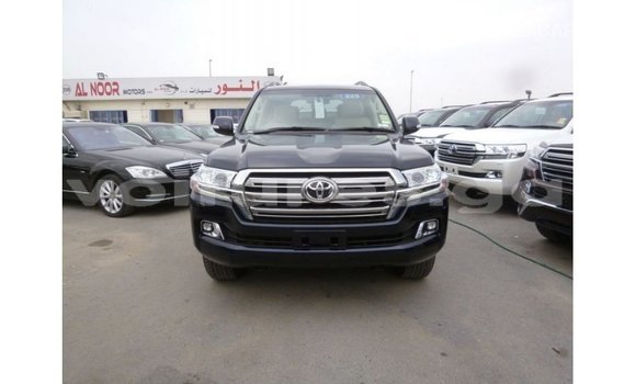 Sayi Imported Toyota Land Cruiser Blue Mota in Import - Dubai a estuary Sayi Imported Toyota Land Cruiser Blue Mota in Import - Dubai a estuary