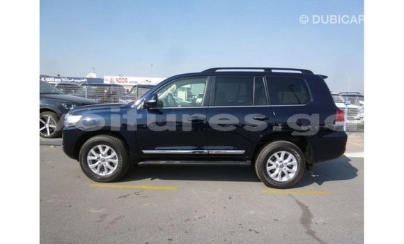 Sayi Imported Toyota Land Cruiser Blue Mota in Import - Dubai a estuary Sayi Imported Toyota Land Cruiser Blue Mota in Import - Dubai a estuary