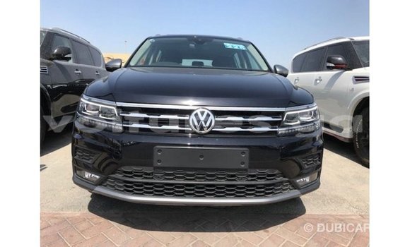 Acheter Import Voiture Volkswagen Tiguan Noir à Import - Dubai, Estuaire Acheter Import Voiture Volkswagen Tiguan Noir à Import - Dubai, Estuaire