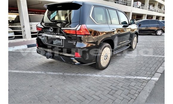 Acheter Import Voiture Lexus LX Noir à Import - Dubai, Estuaire Acheter Import Voiture Lexus LX Noir à Import - Dubai, Estuaire