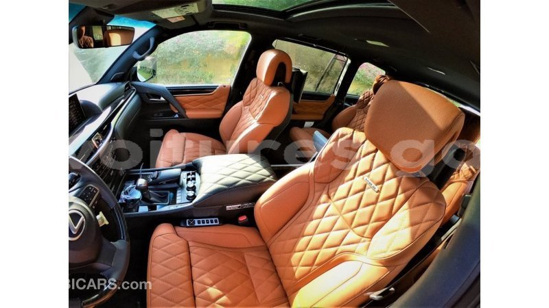 Big with watermark ab4969d0 8250 4b82 9a00 3d8ce56dc410