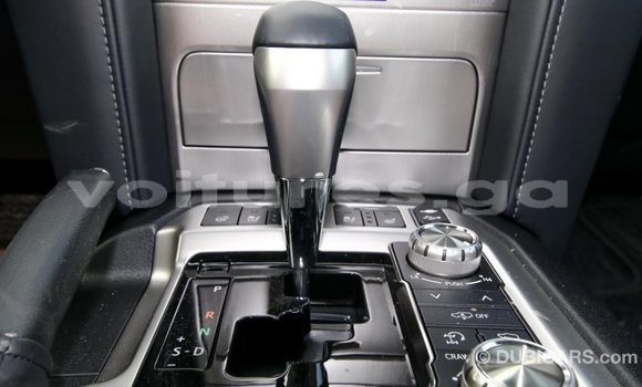 Acheter Import Voiture Toyota Land Cruiser Noir à Import - Dubai, Estuaire Acheter Import Voiture Toyota Land Cruiser Noir à Import - Dubai, Estuaire