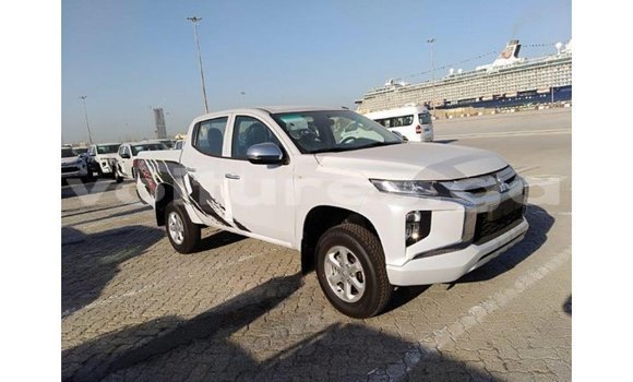 Buy Import Mitsubishi L200 White Car in Import - Dubai in Estuary Buy Import Mitsubishi L200 White Car in Import - Dubai in Estuary