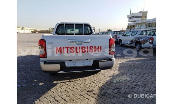 Buy Import Mitsubishi L200 White Car in Import - Dubai in Estuary Buy Import Mitsubishi L200 White Car in Import - Dubai in Estuary