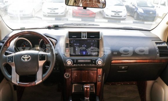 Acheter Import Voiture Toyota Prado Rouge à Import - Dubai, Estuaire Acheter Import Voiture Toyota Prado Rouge à Import - Dubai, Estuaire