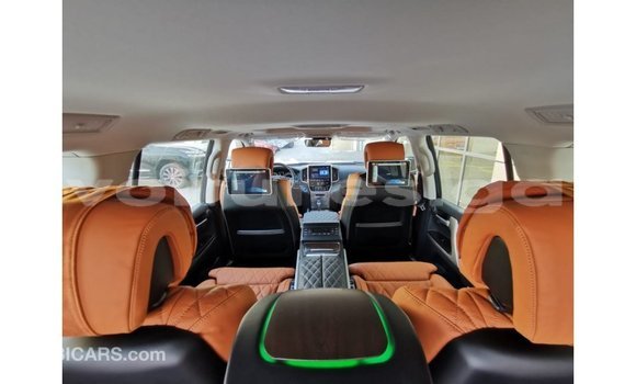 Acheter Import Voiture Toyota Land Cruiser Noir à Import - Dubai, Estuaire Acheter Import Voiture Toyota Land Cruiser Noir à Import - Dubai, Estuaire