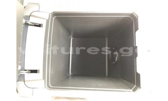 Acheter Import Voiture Toyota Prado Noir à Import - Dubai, Estuaire Acheter Import Voiture Toyota Prado Noir à Import - Dubai, Estuaire