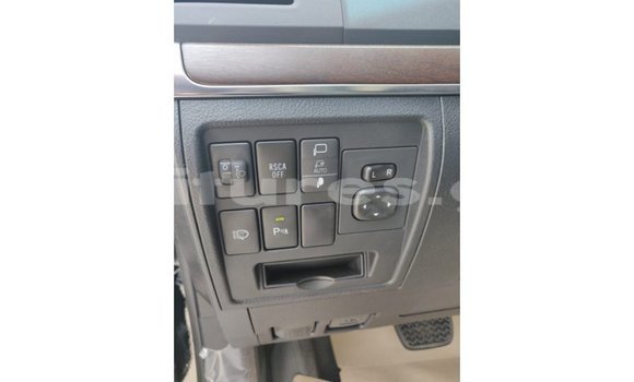 Sayi Imported Toyota Land Cruiser Black Mota in Import - Dubai a estuary Sayi Imported Toyota Land Cruiser Black Mota in Import - Dubai a estuary