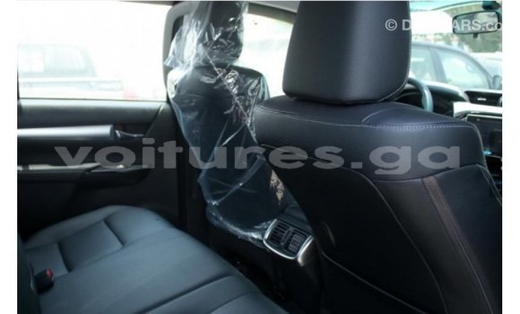 Acheter Import Voiture Toyota Hilux Autre à Import - Dubai, Estuaire Acheter Import Voiture Toyota Hilux Autre à Import - Dubai, Estuaire