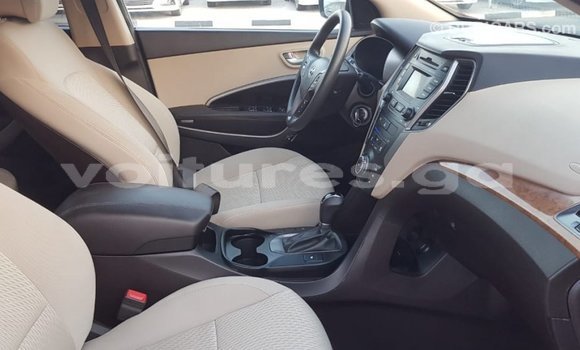 Acheter Import Voiture Hyundai Santa Fe Autre à Import - Dubai, Estuaire Acheter Import Voiture Hyundai Santa Fe Autre à Import - Dubai, Estuaire