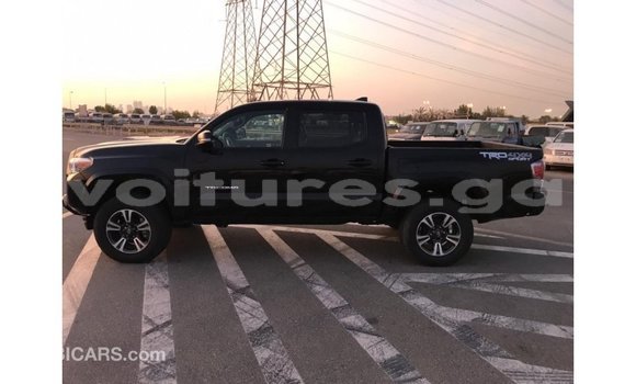 Acheter Import Voiture Toyota Tacoma Noir à Import - Dubai, Estuaire Acheter Import Voiture Toyota Tacoma Noir à Import - Dubai, Estuaire
