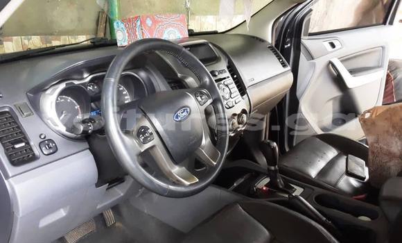 Sayi Na hannu Ford Ranger Black Mota in Libreville a estuary Sayi Na hannu Ford Ranger Black Mota in Libreville a estuary