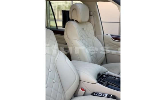 Acheter Import Voiture Lexus LX Beige à Import - Dubai, Estuaire Acheter Import Voiture Lexus LX Beige à Import - Dubai, Estuaire