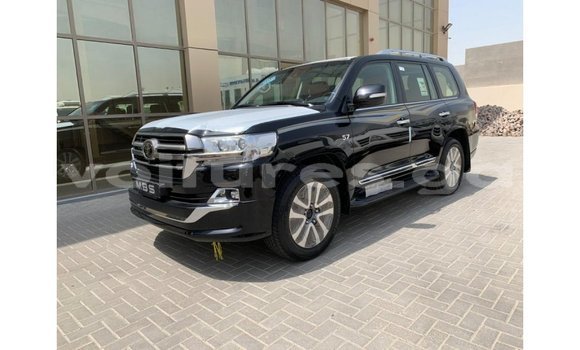 Acheter Import Voiture Toyota Land Cruiser Noir à Import - Dubai, Estuaire Acheter Import Voiture Toyota Land Cruiser Noir à Import - Dubai, Estuaire