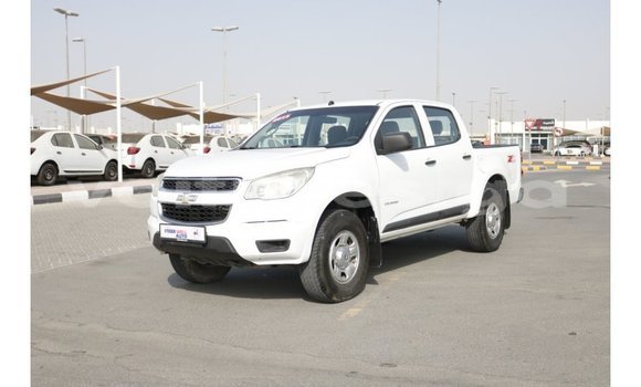 Acheter Import Voiture Chevrolet Colorado Blanc à Import - Dubai, Estuaire
