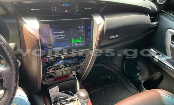 Sayi Na hannu Toyota Fortuner Brown Mota in Libreville a estuary Sayi Na hannu Toyota Fortuner Brown Mota in Libreville a estuary