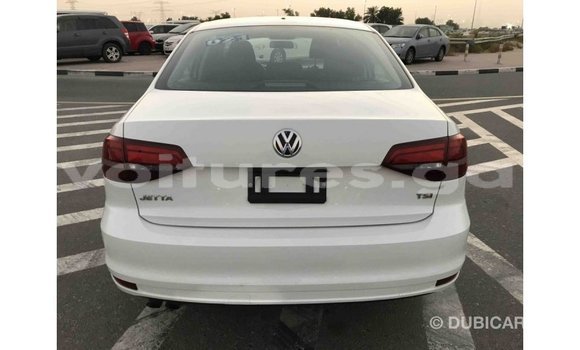 Acheter Import Voiture Volkswagen Jetta Blanc à Import - Dubai, Estuaire Acheter Import Voiture Volkswagen Jetta Blanc à Import - Dubai, Estuaire