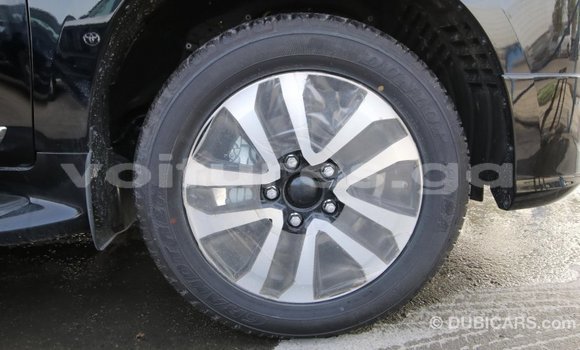 Acheter Import Voiture Toyota Land Cruiser Noir à Import - Dubai, Estuaire Acheter Import Voiture Toyota Land Cruiser Noir à Import - Dubai, Estuaire