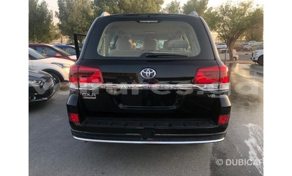 Acheter Import Voiture Toyota Land Cruiser Noir à Import - Dubai, Estuaire Acheter Import Voiture Toyota Land Cruiser Noir à Import - Dubai, Estuaire
