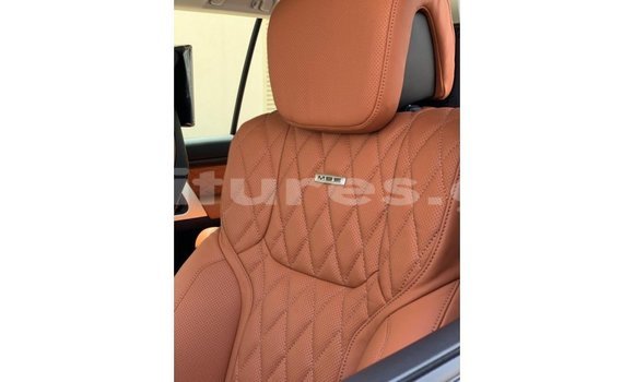 Acheter Import Voiture Toyota Land Cruiser Noir à Import - Dubai, Estuaire Acheter Import Voiture Toyota Land Cruiser Noir à Import - Dubai, Estuaire