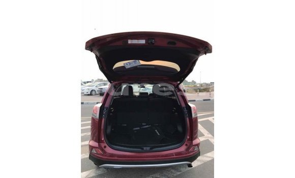 Acheter Import Utilitaire Toyota HiAce Rouge à Import - Dubai, Estuaire Acheter Import Utilitaire Toyota HiAce Rouge à Import - Dubai, Estuaire