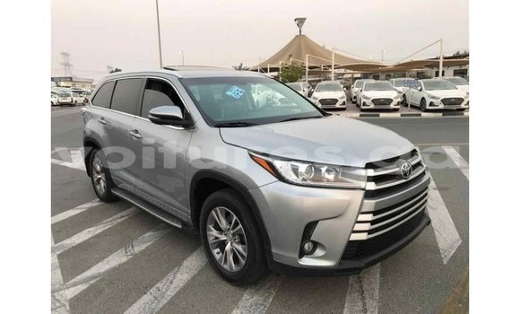 Sayi Imported Toyota Highlander Sauran Mota in Import - Dubai a estuary Sayi Imported Toyota Highlander Sauran Mota in Import - Dubai a estuary