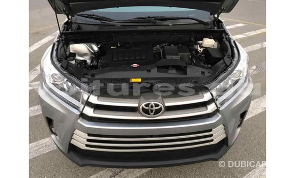Sayi Imported Toyota Highlander Sauran Mota in Import - Dubai a estuary Sayi Imported Toyota Highlander Sauran Mota in Import - Dubai a estuary