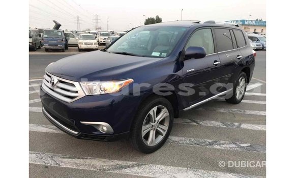 Acheter Import Voiture Toyota Highlander Bleu à Import - Dubai, Estuaire Acheter Import Voiture Toyota Highlander Bleu à Import - Dubai, Estuaire