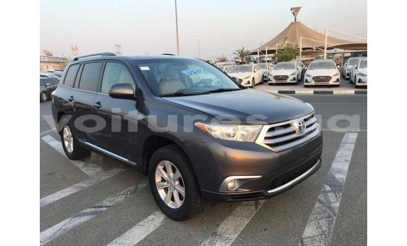 Sayi Imported Toyota Highlander Sauran Mota in Import - Dubai a estuary Sayi Imported Toyota Highlander Sauran Mota in Import - Dubai a estuary