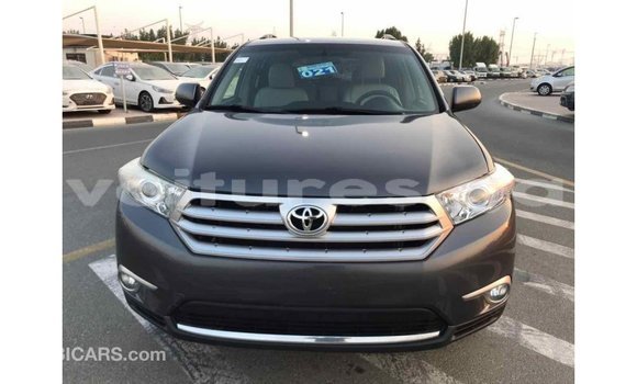 Sayi Imported Toyota Highlander Sauran Mota in Import - Dubai a estuary Sayi Imported Toyota Highlander Sauran Mota in Import - Dubai a estuary