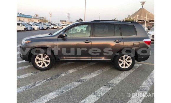 Sayi Imported Toyota Highlander Sauran Mota in Import - Dubai a estuary Sayi Imported Toyota Highlander Sauran Mota in Import - Dubai a estuary