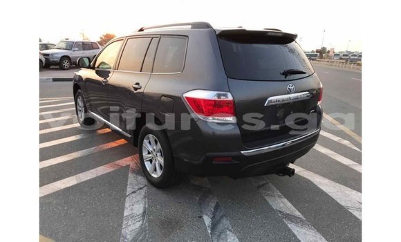 Sayi Imported Toyota Highlander Sauran Mota in Import - Dubai a estuary Sayi Imported Toyota Highlander Sauran Mota in Import - Dubai a estuary