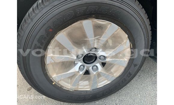 Acheter Import Voiture Toyota Land Cruiser Noir à Import - Dubai, Estuaire Acheter Import Voiture Toyota Land Cruiser Noir à Import - Dubai, Estuaire